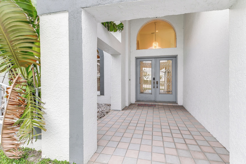 Canal-front Gem w/ Private Dock in Port Charlotte!