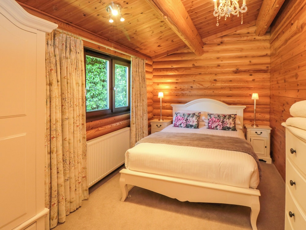 Roseberry Lodge 3