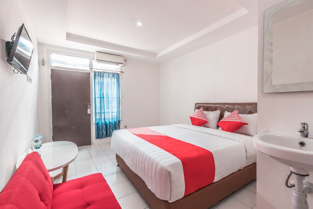 OYO 947 Angel Home Stay Syariah