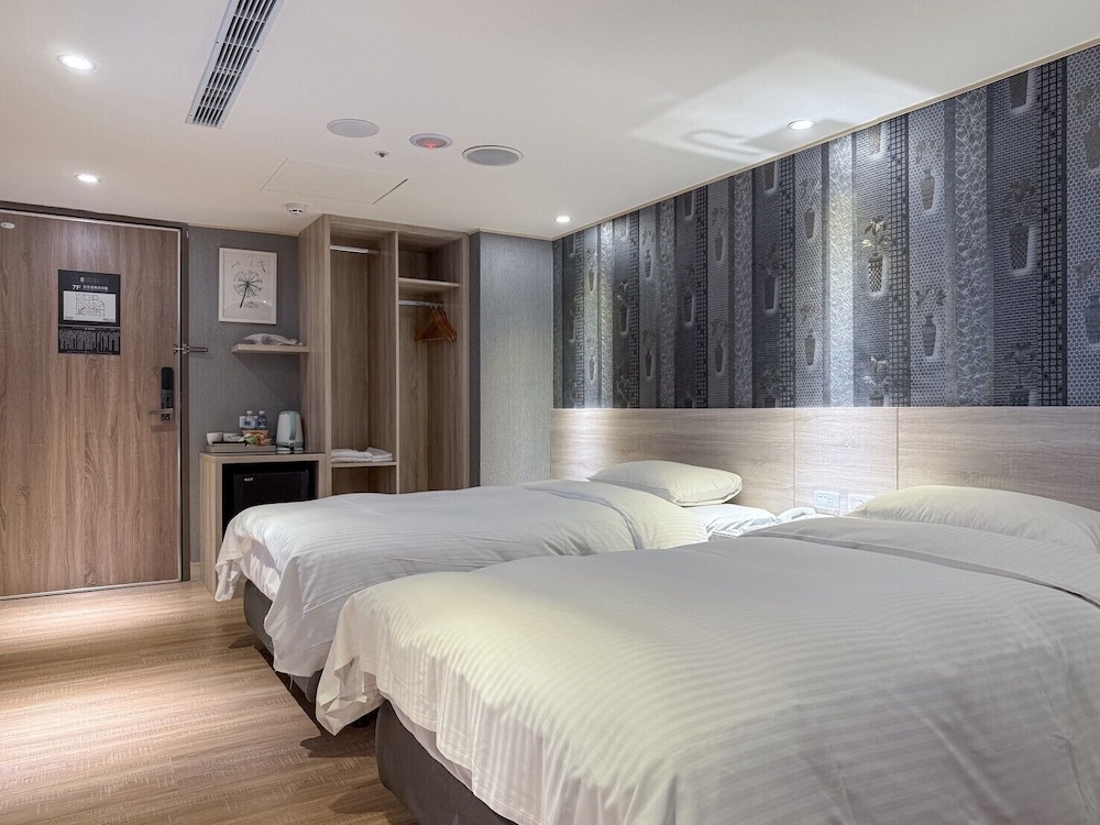 ElEnce Hotel