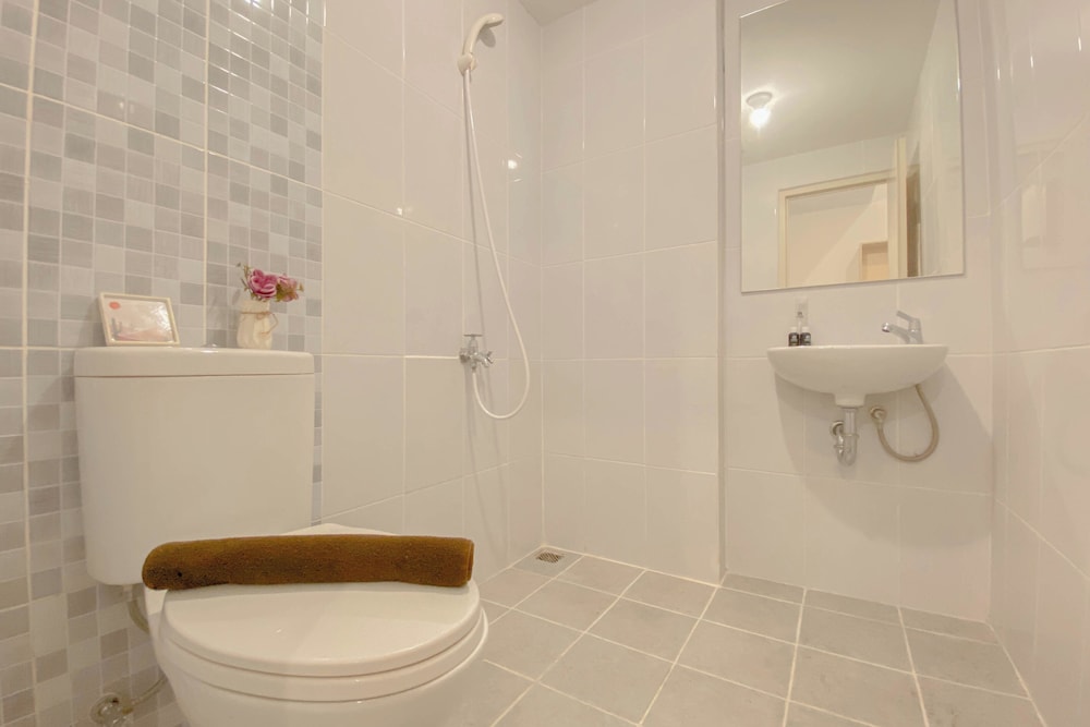Great Deal and Relaxing 2BR at Tokyo Riverside PIK 2 Apartment