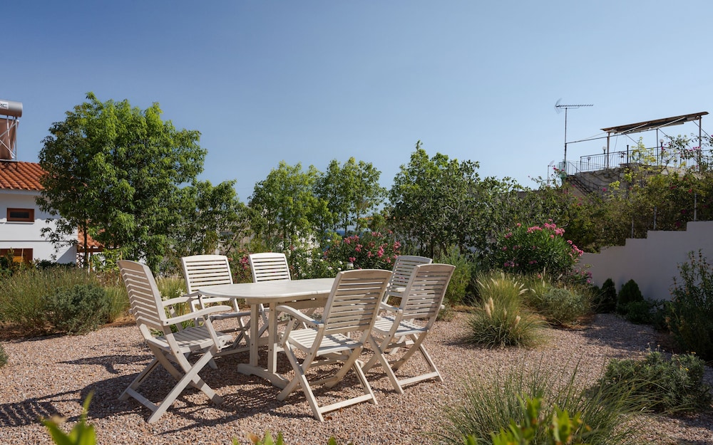 Villa Nefeli Athenian Riviera