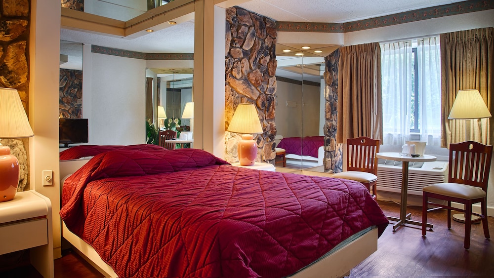 La Mirage Motor Inn