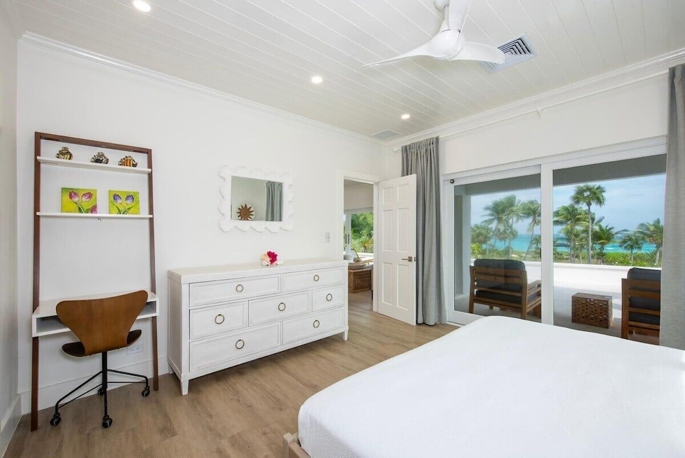 Wish House - Private Beach House Double Bay Beach 3 Bedroom Home