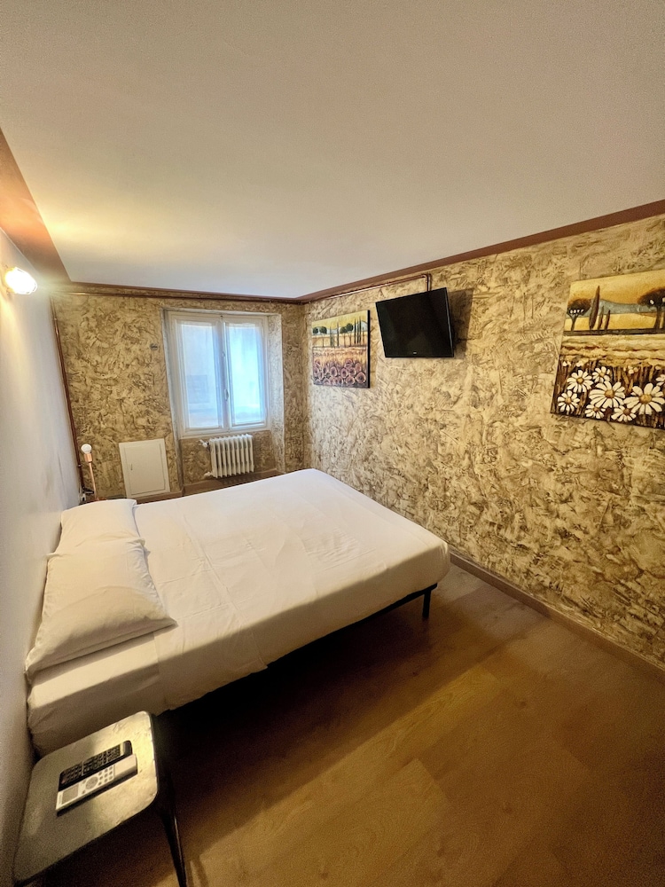 Room Verona Ai Conti