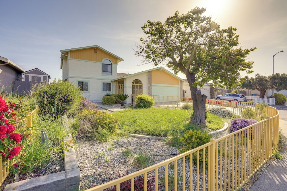 Vallejo Vacations - Vallejo Home w/ Spacious Deck, Hot Tub Views - Property Image 7