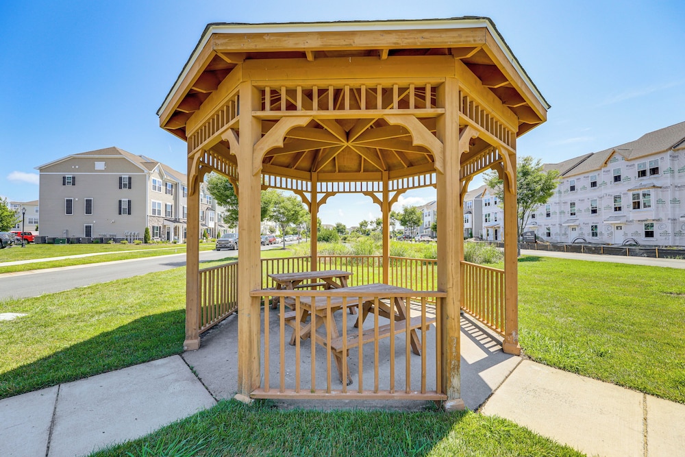 Easy Assateague Access: Bayside Family Retreat!