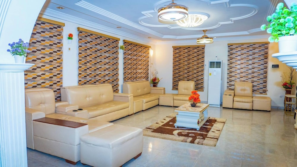Digi Six-bedroom Accra Luxury Home at East Legon