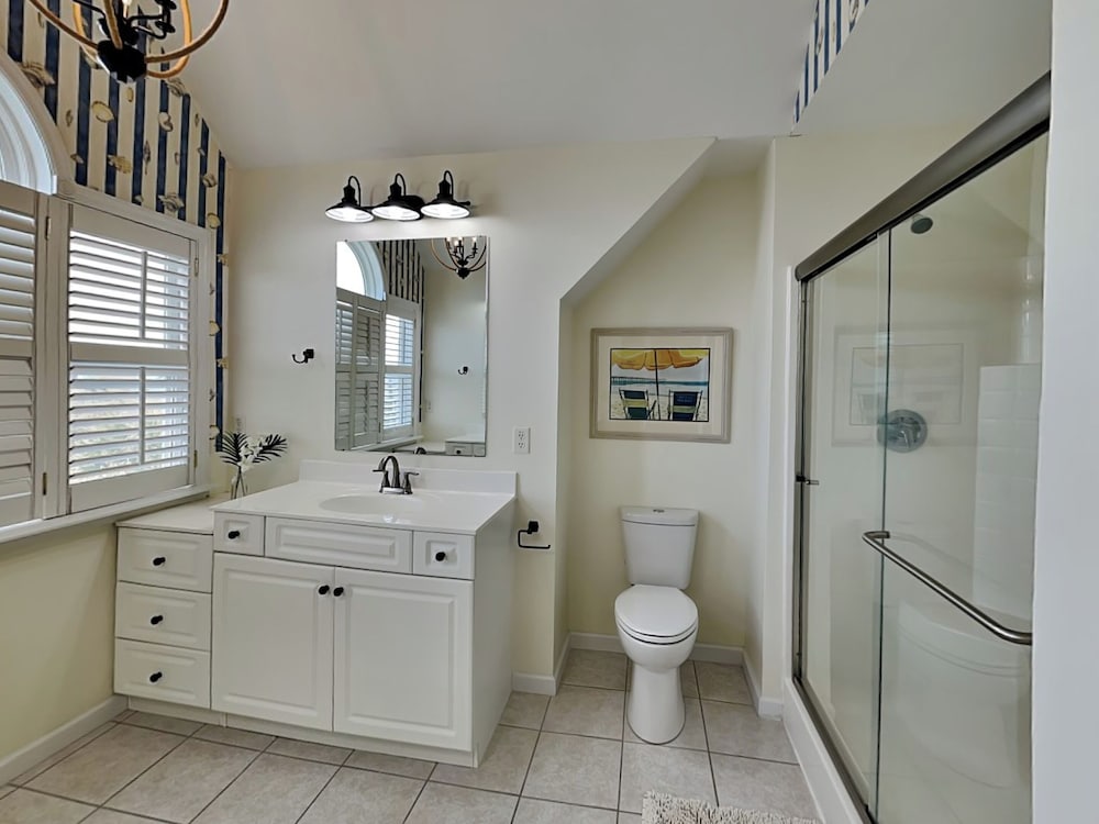 Ocean Splendor by Topsail Realty