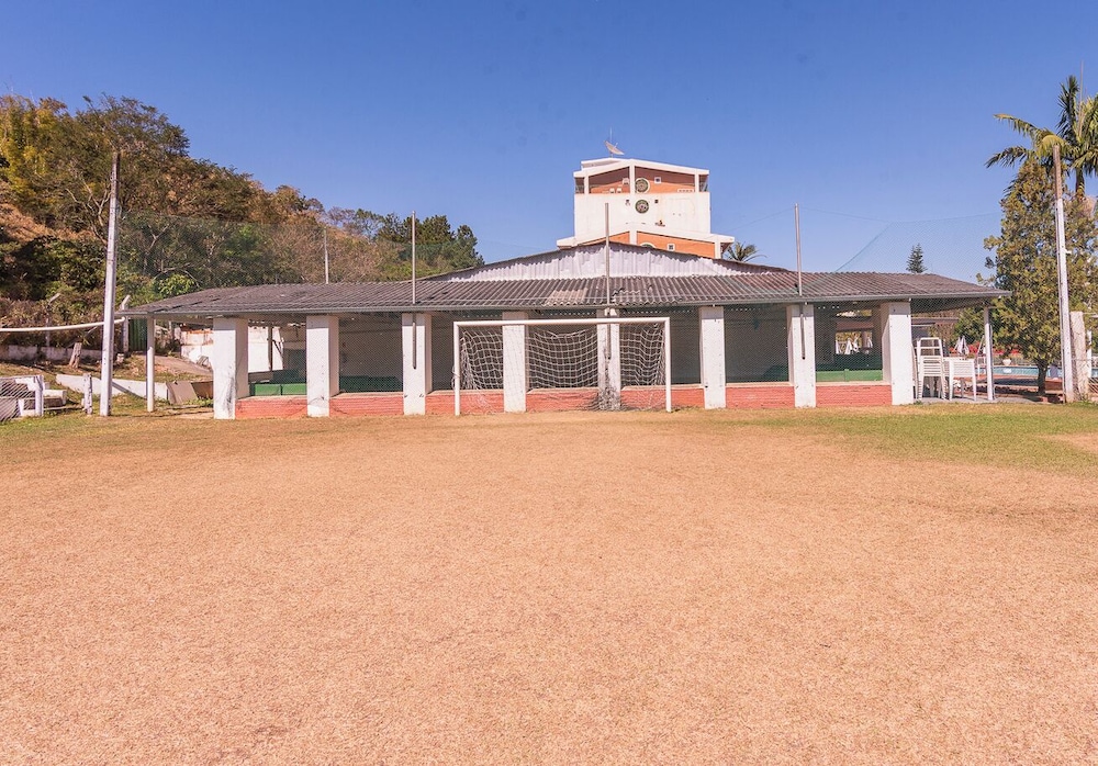 Cavalinho Branco Flat Para 4 Pessoas c Piscina