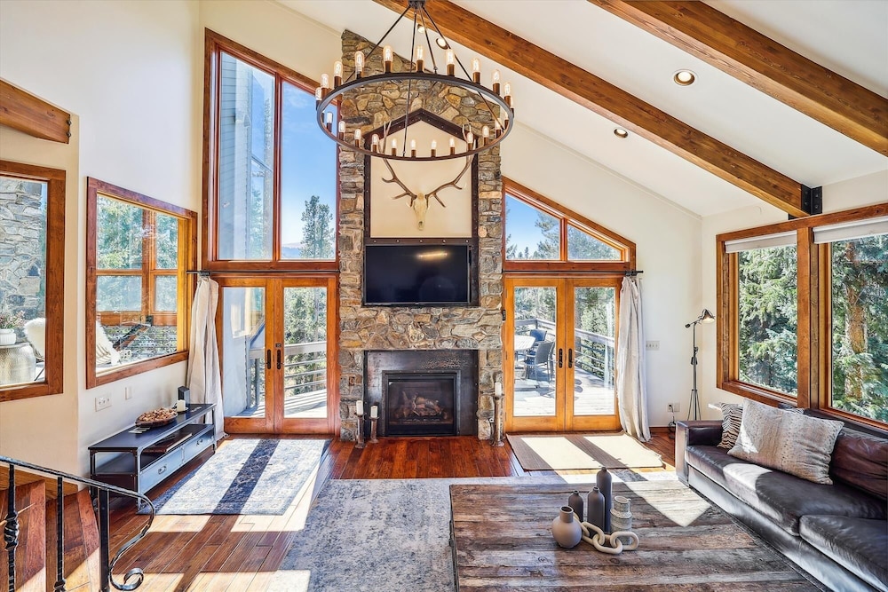 Summit Solitude Estate 3 Bedroom Home