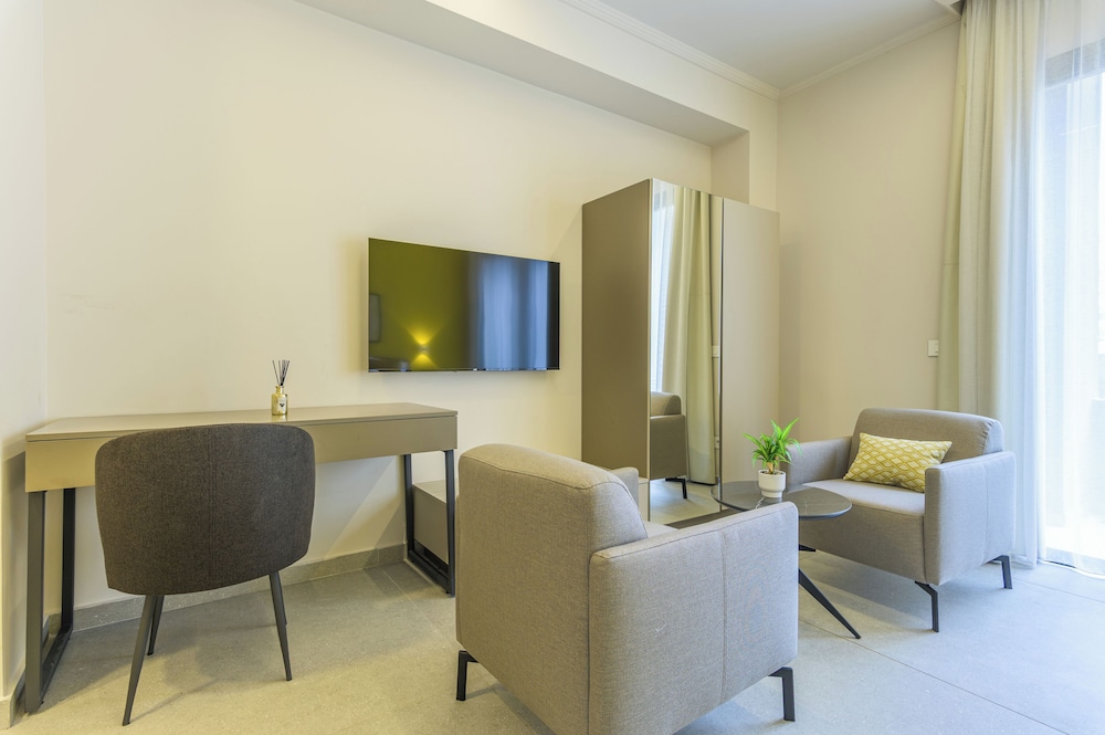 CityZen - Boutique Studios in Achrafieh