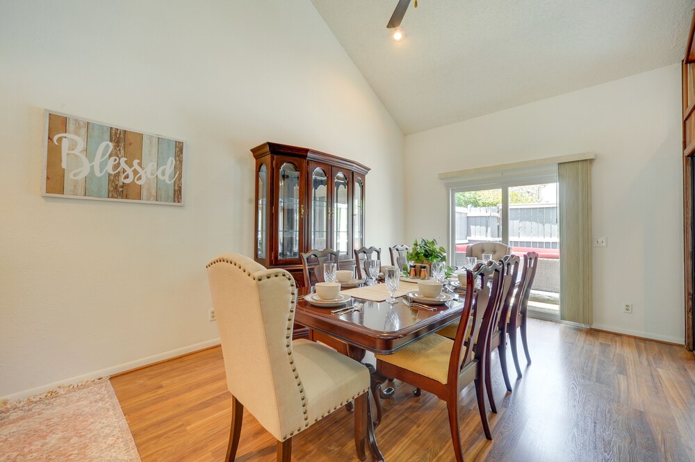 Dog-friendly Texas Retreat w/ Fireplace Grill! - Property Image 15