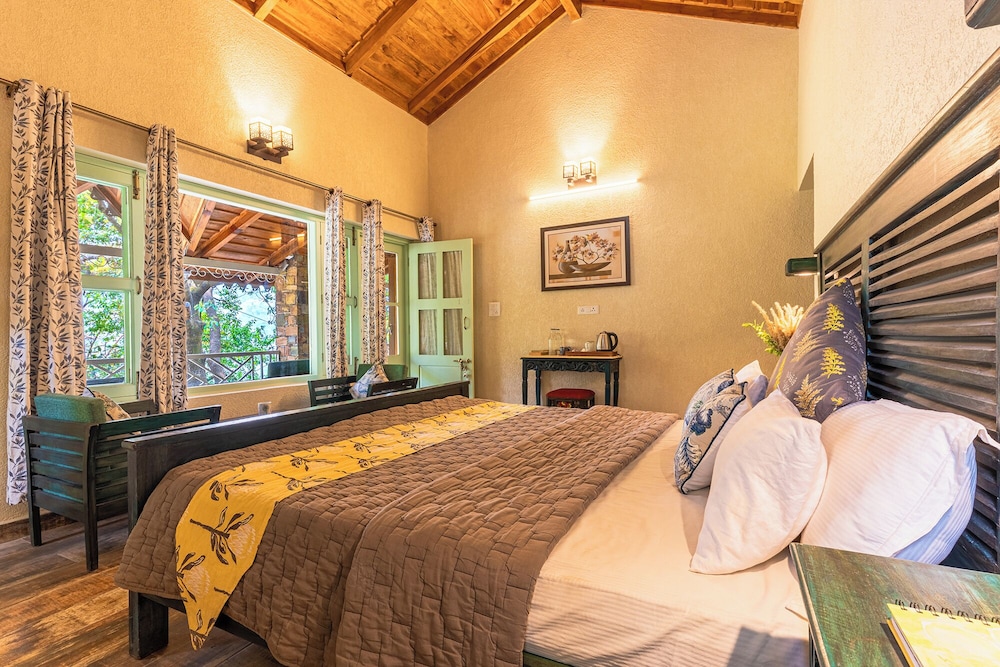 Echor Malusara Lakeview Retreat Bhimtal
