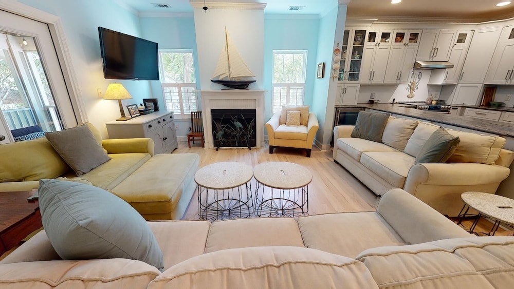 1616 Jones Avenue by Tybee Vacation Rentals