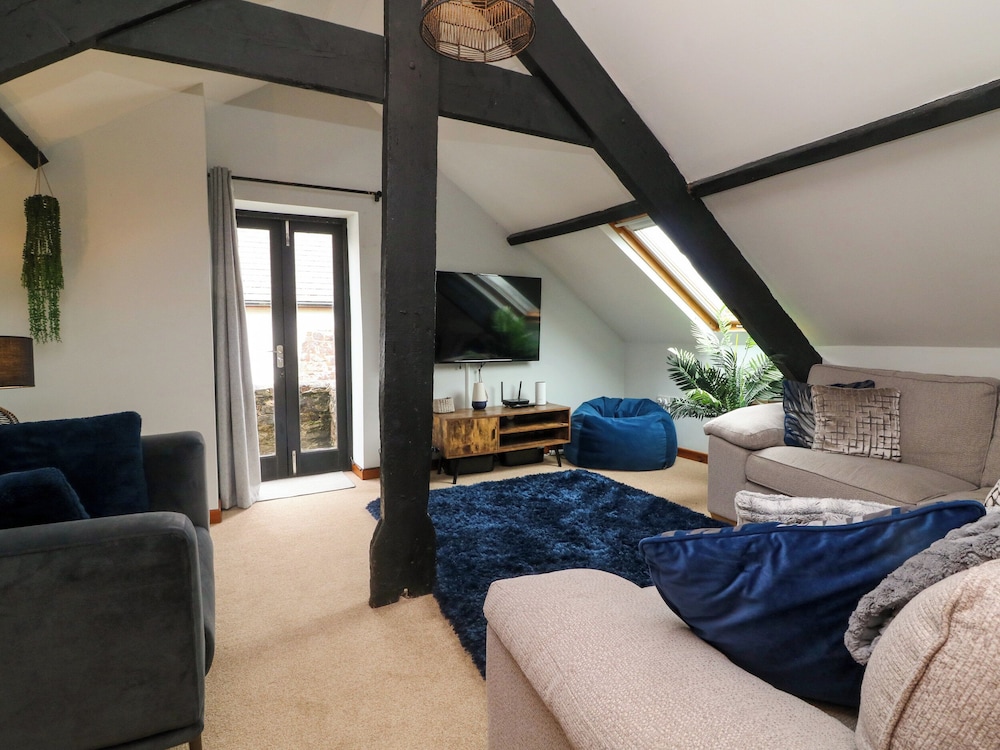 Horseshoe Cottage