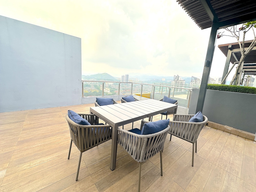 Neu Suites By Serenity Vacation Homes