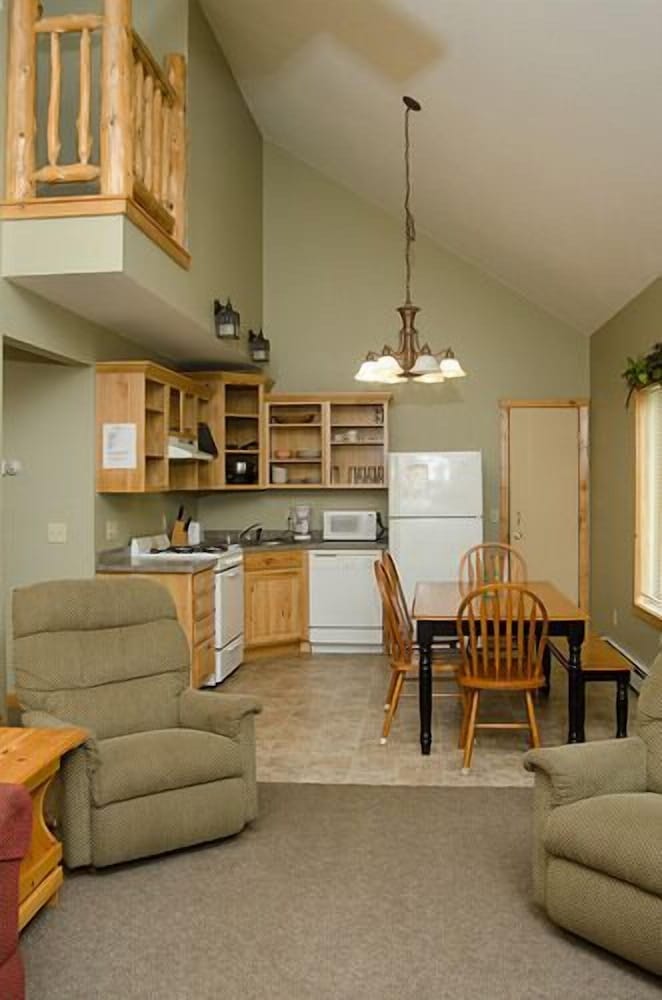 Woodland Beach Resort