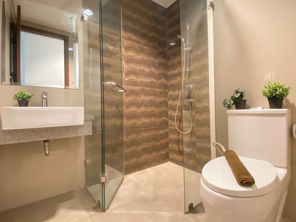 Homey 2Br Apartment At Lucky Tower Residence