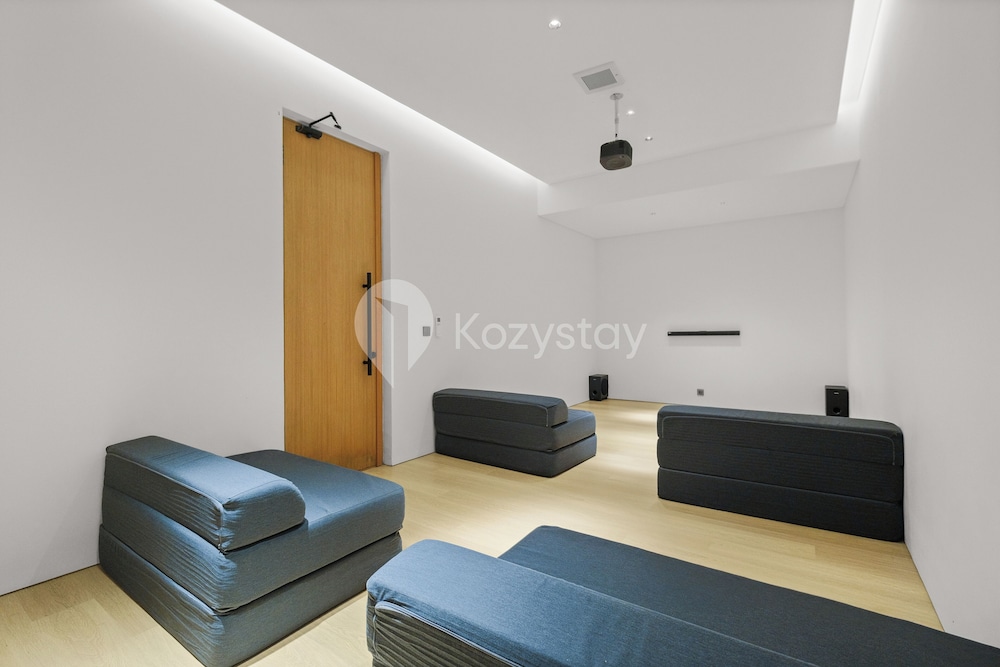 Dago Escape Villa by Kozystay - Bandung