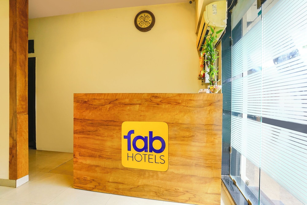 Fabhotel Mumbai Inn