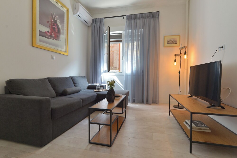 Alter Ego Apartments