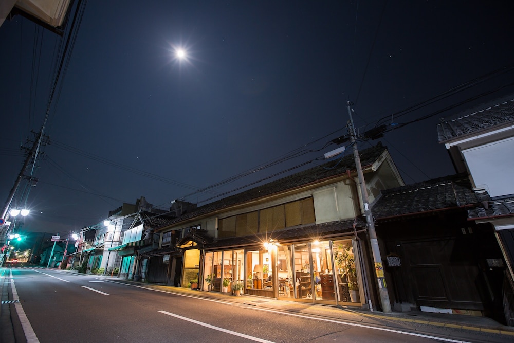 Guest House Kura - Hostel