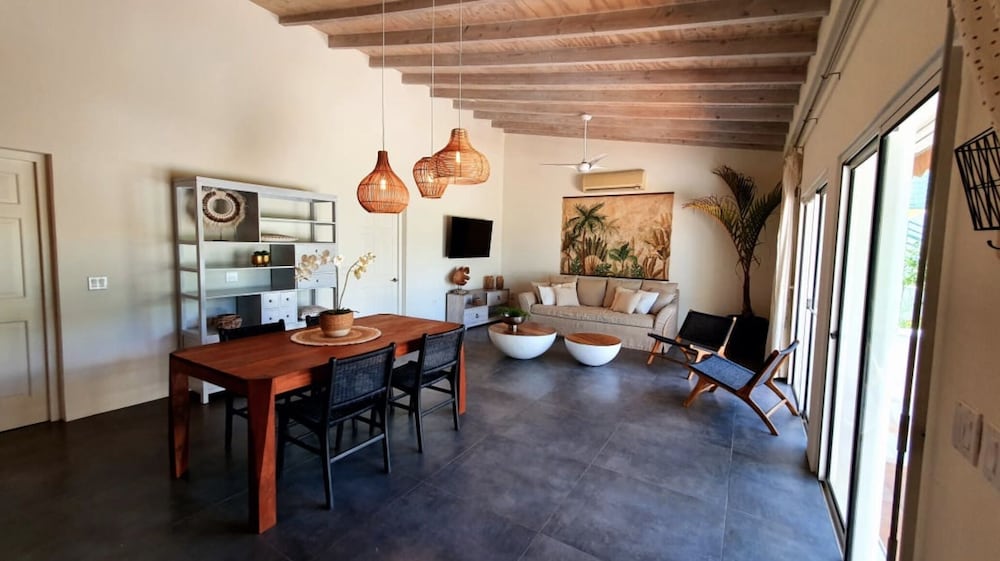 Coco's Beach House view 5