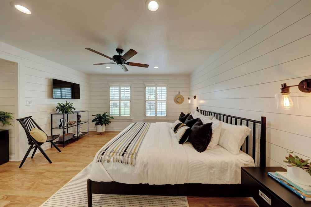 Wanderers Retreat House