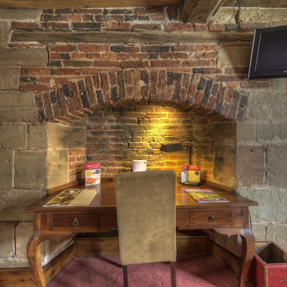 Dog & Partridge Hotel by Chef and Brewer Collection
