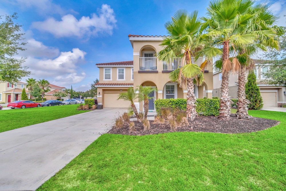 4200 Oak Tree Drive - Image 1