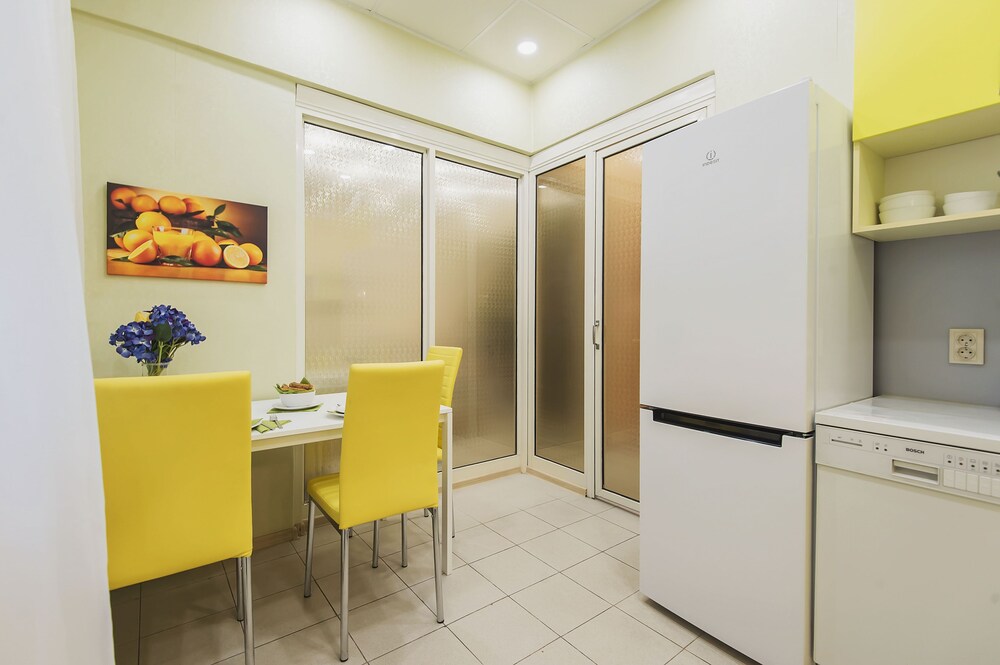 GM Apartment 2 Leont'yevskiy Pereulok 6