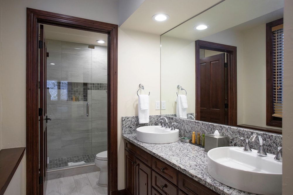 Trail's End Lodge at Deer Valley Resort - Four Bedroom Residence with Spa #505 4 Condo