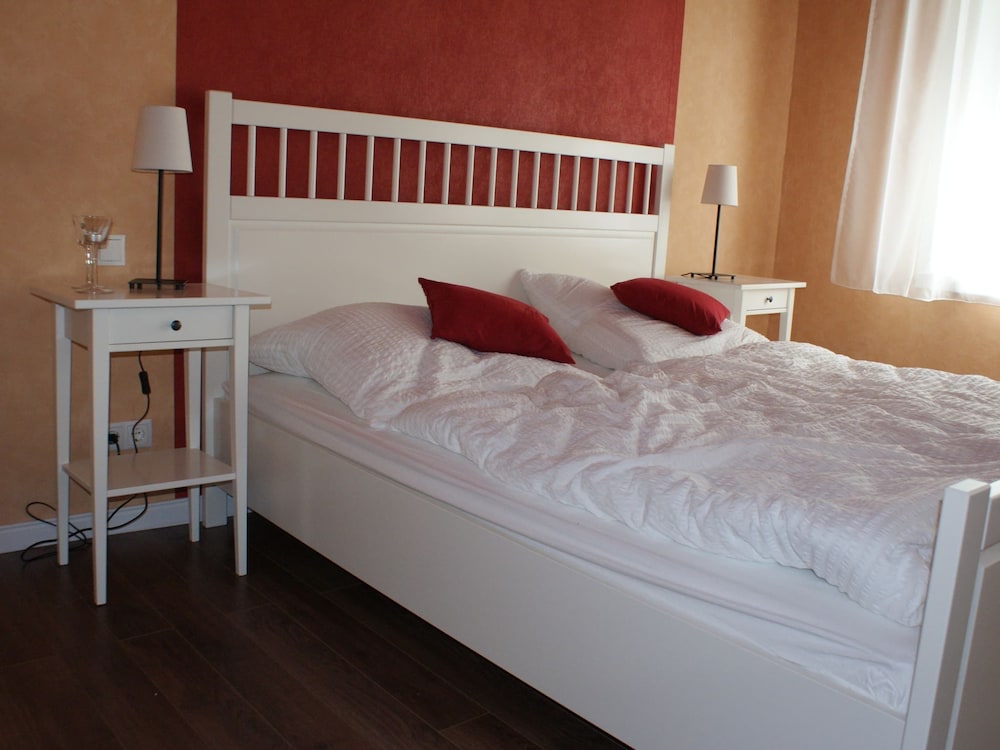 Flat on Rugen for 2 Adults and 2 Children view 3