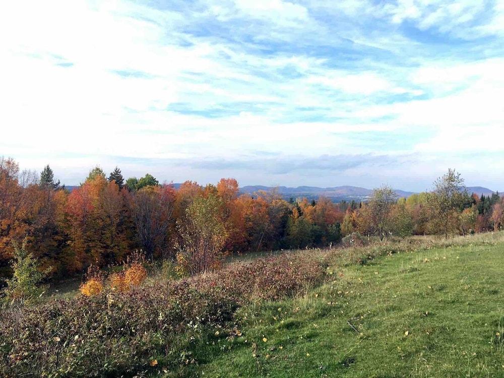 Relaxing Nature Retreat Perfect for Large Groups