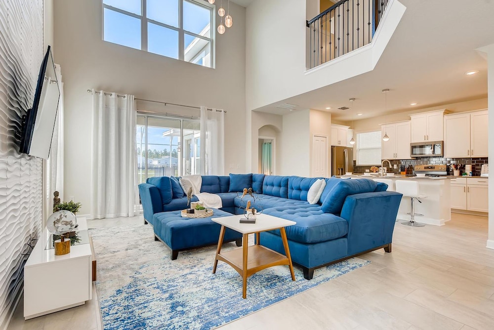 8958 CC 5BR Single Family Retreat With Private Pool - Image 4