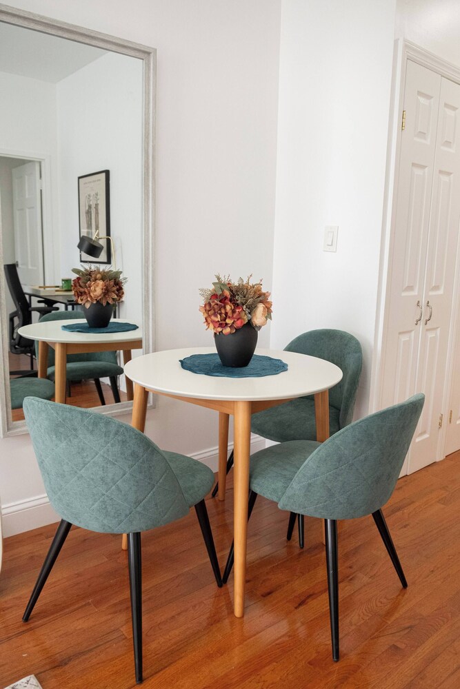 Stylish One Bedroom Apt on UES