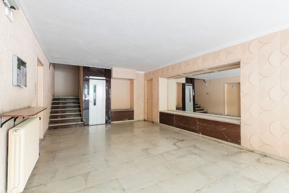 Kallisti 2BR Apt & Balcony in Nea Smyrni