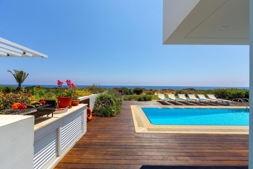 Protaras Seafront Villa Alia