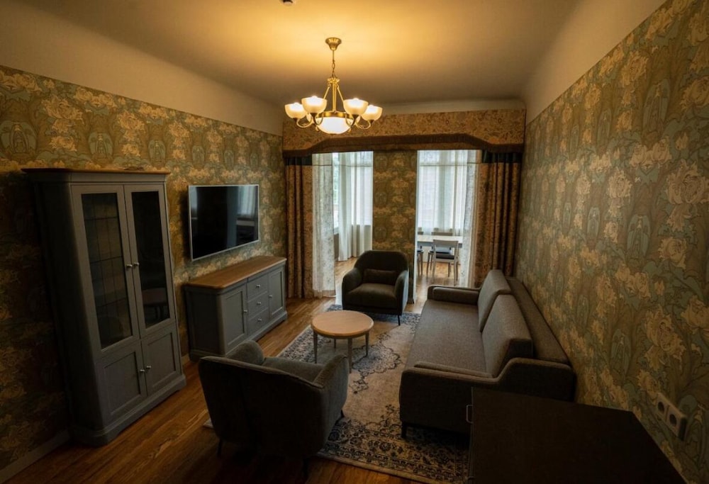 Roze Boutique Apartments