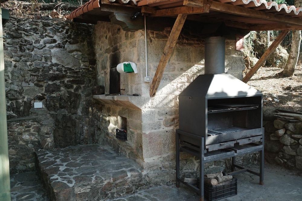 Casa Escondida Aveiga