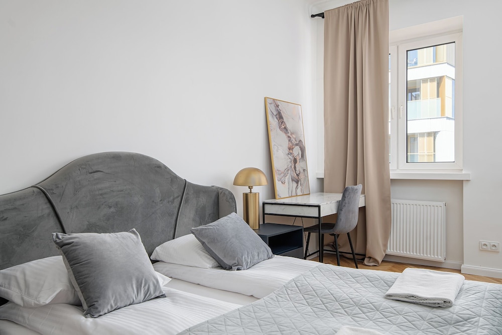 RentPlanet - Apartament Powiśle