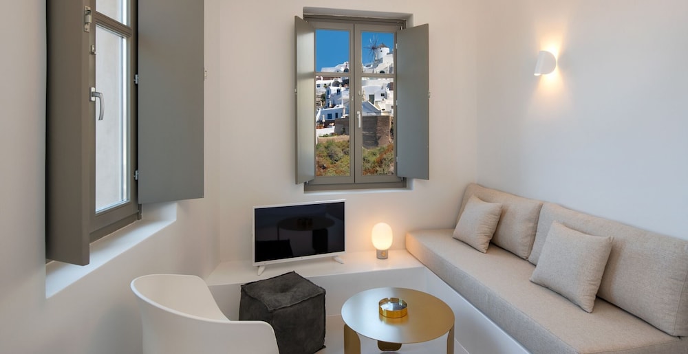 Old Castle Oia - Adults Only 3