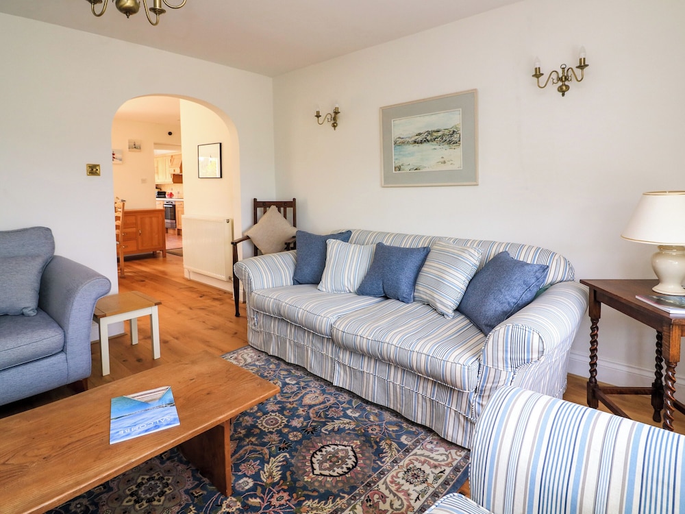 Marine Cottage