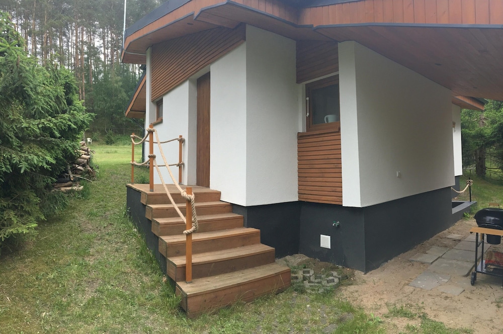 Friendly Holiday Home Near the Lake