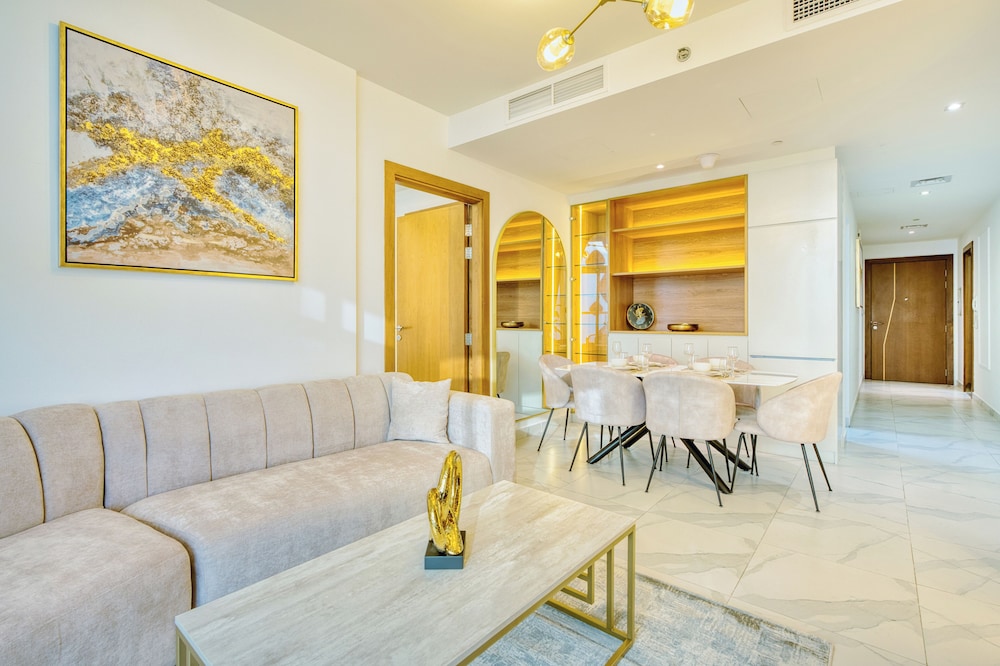 PVH - Canal Frontage 1BR - Millennium