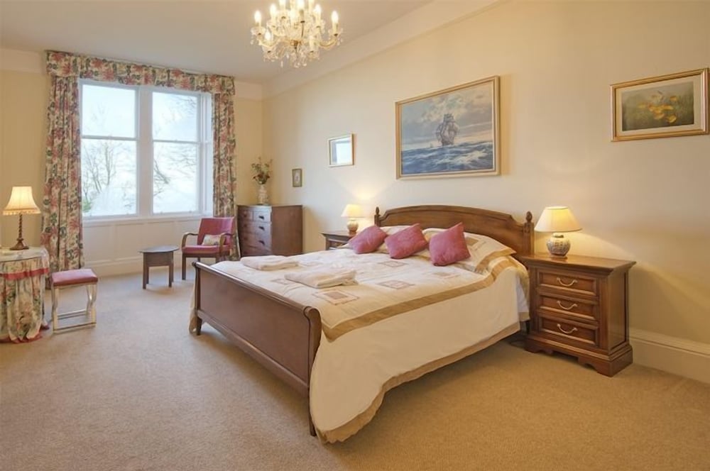 Orroland Lodge