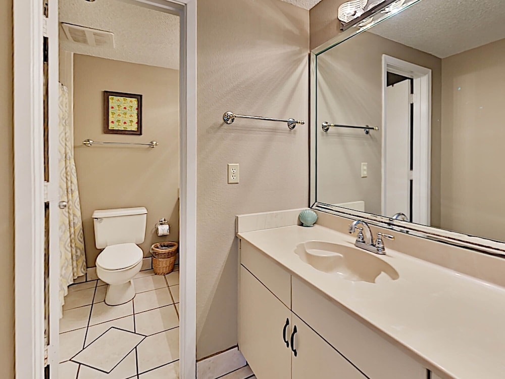 Navarre Towers by Southern Vacation Rentals