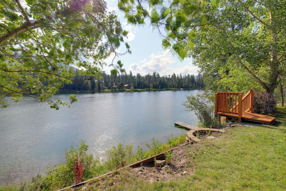 Clark Fork Riverfront Home w/ Dock!