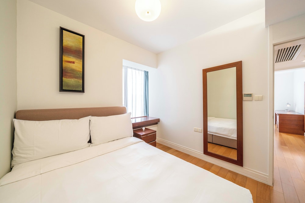 Tyms Stylish 2BR 1BA Apt Xujiahui Metro